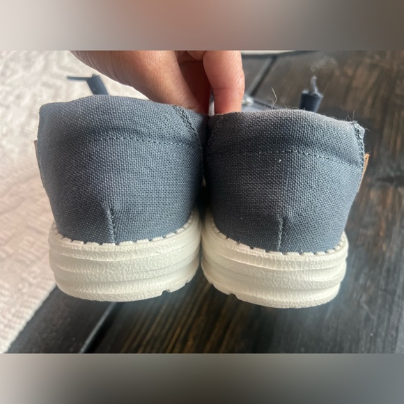 Women’s HeyDude - Picture 5 of 7